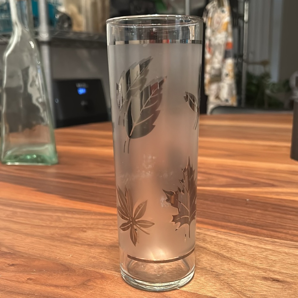 MCM Libby Silver Leaf Frosted Glasses - Picture 4 of 7